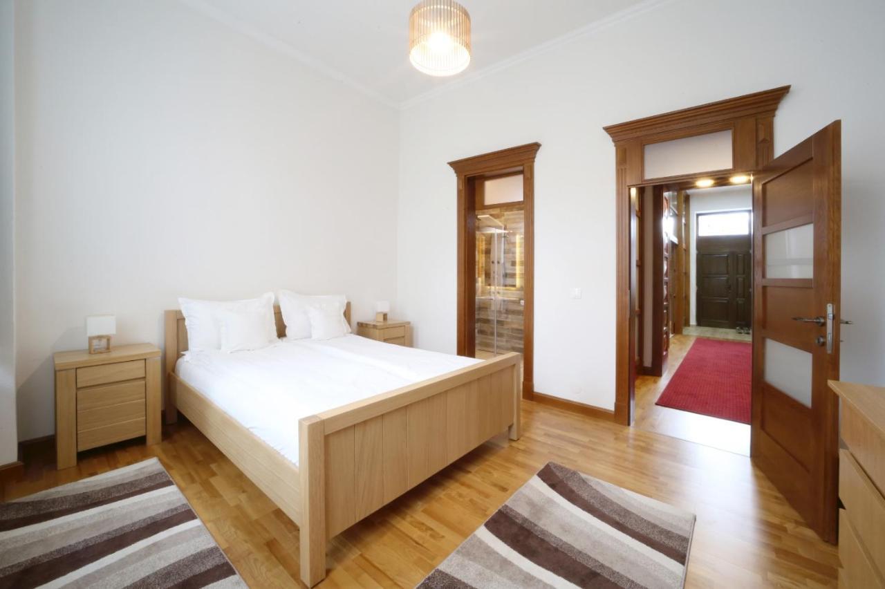Virag Apartman Luxury Odorheiu Secuiesc Exteriör bild
